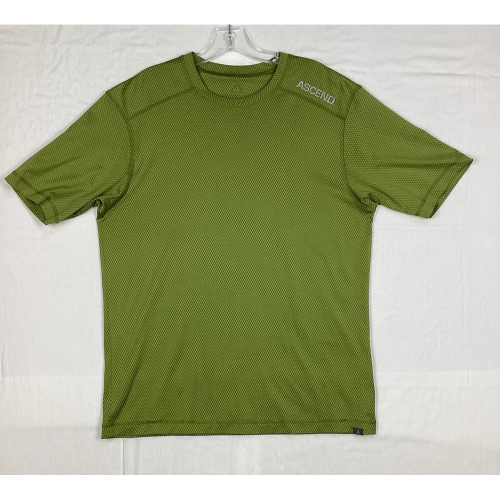 ASCEND Men's Short Sleeve‎ Activewear Tee Green T-Shirt Men's Size Large